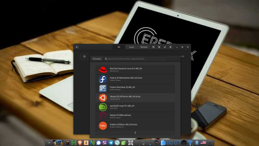 έχει την δυνατότητα να κατεβάσει αυτόματα την αγαπημένη του διανομή Linux